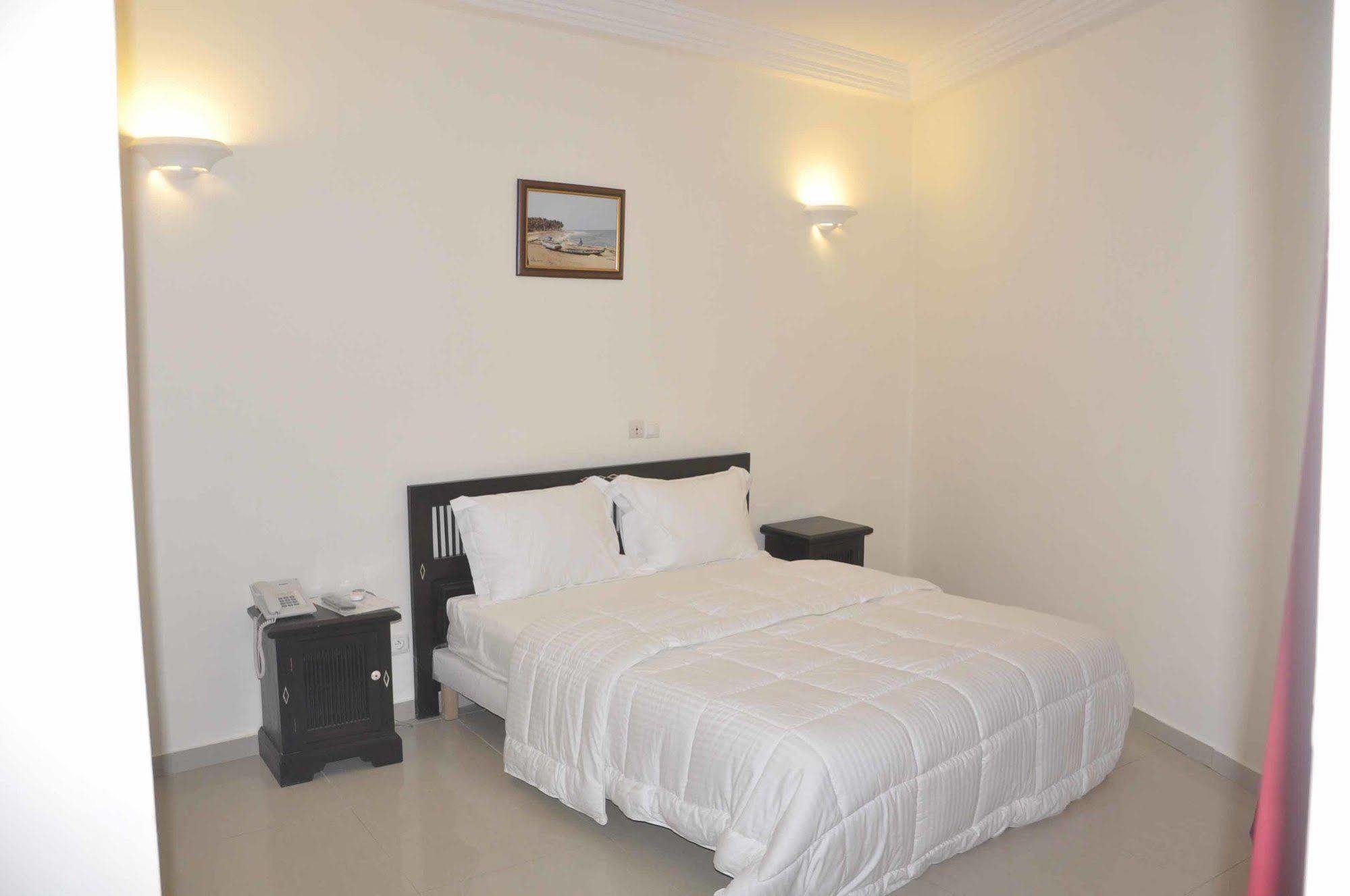 Hotel Residence Madiba Lome Ngoại thất bức ảnh