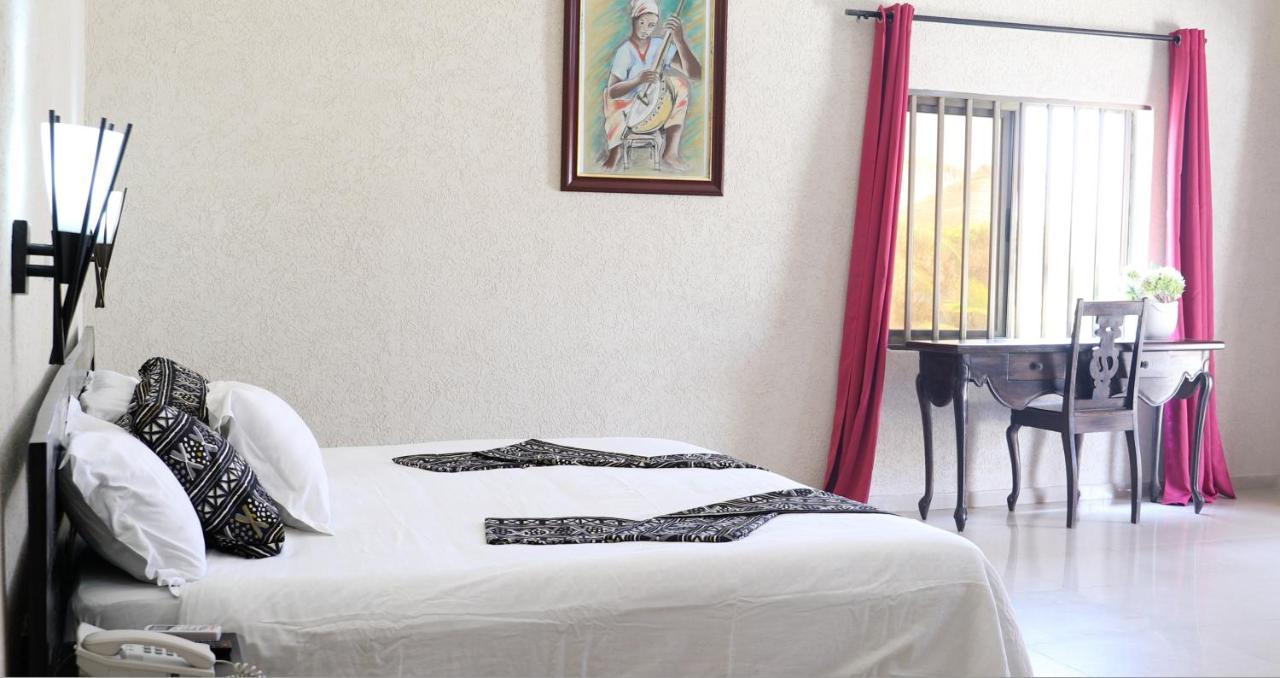 Hotel Residence Madiba Lome Ngoại thất bức ảnh